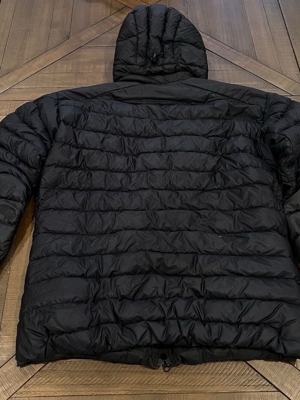 Arc’teryx Cerium LT Hoody - Men’s Large (L) - Nighthawk Navy Red Patch Zipper - Picture 4 of 9
